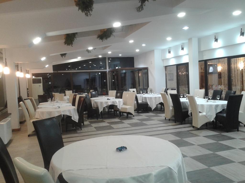 Hotel Zada Predeal Esterno foto